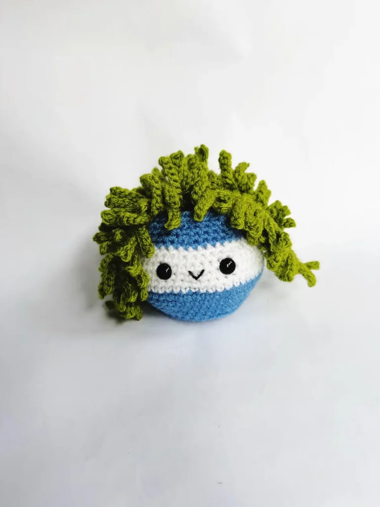Small cactus crocheted by Emma Varnam