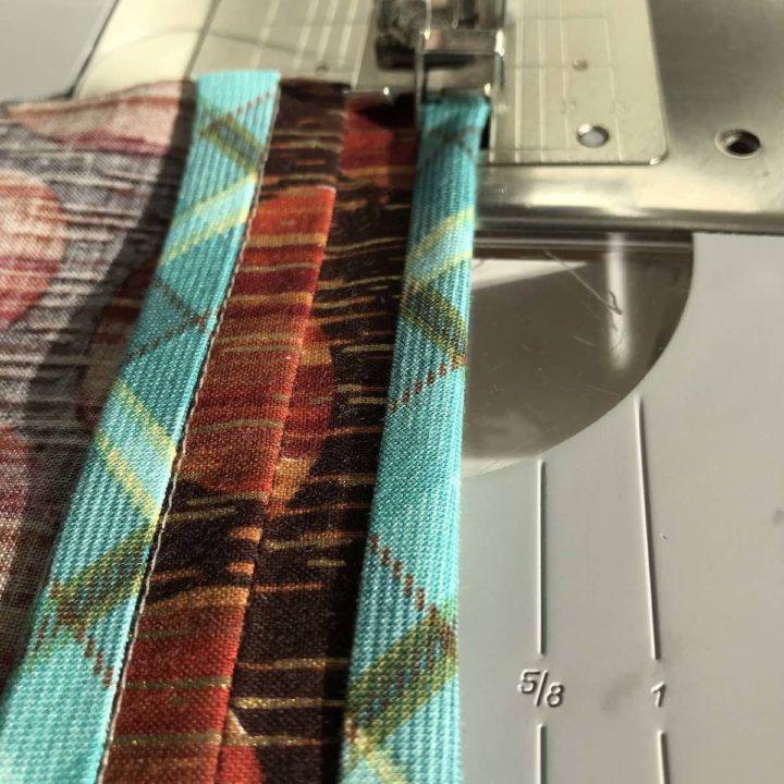 Hong Kong Finish stitching in the ditch on the second side of the seam