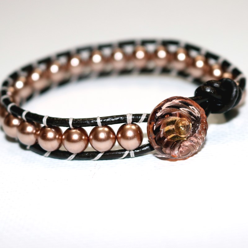 DIY Accessories to Upgrade Your Style Easy Handmade Fashion Ideas 6 DIY bracelet made with beads and leather.