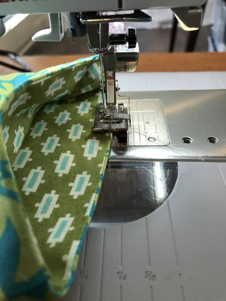 How to Make a Fabric Wine Bag Create Whimsy