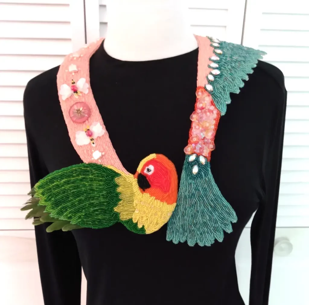 Parrot bead embroidery necklace