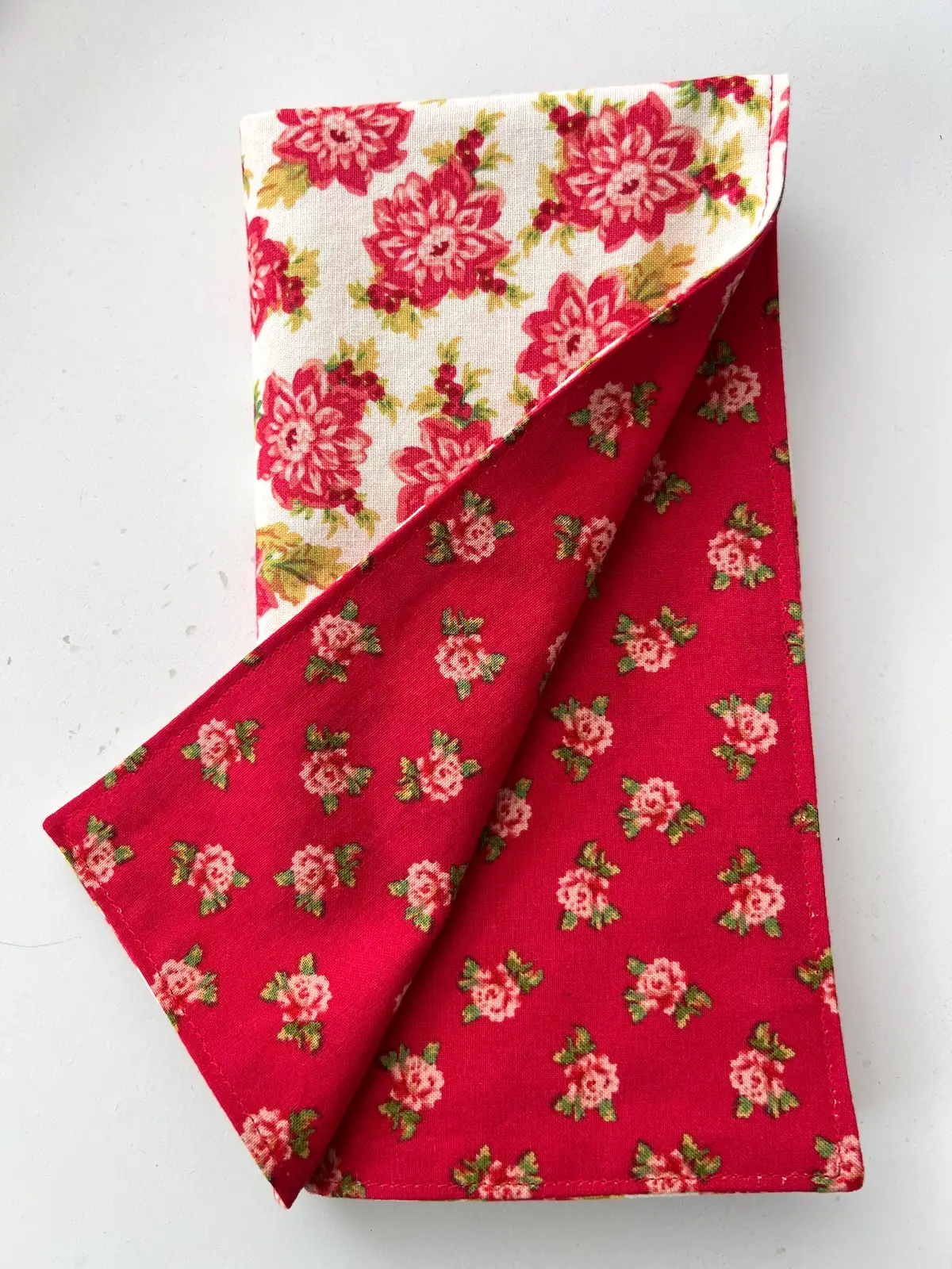 How to Make Reversible Cloth Napkins (Easy Sewing Tutorial)