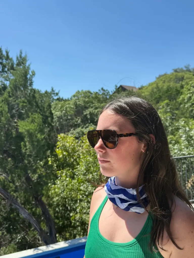 Neck Cooling Wrap Brynley looking into the distance
