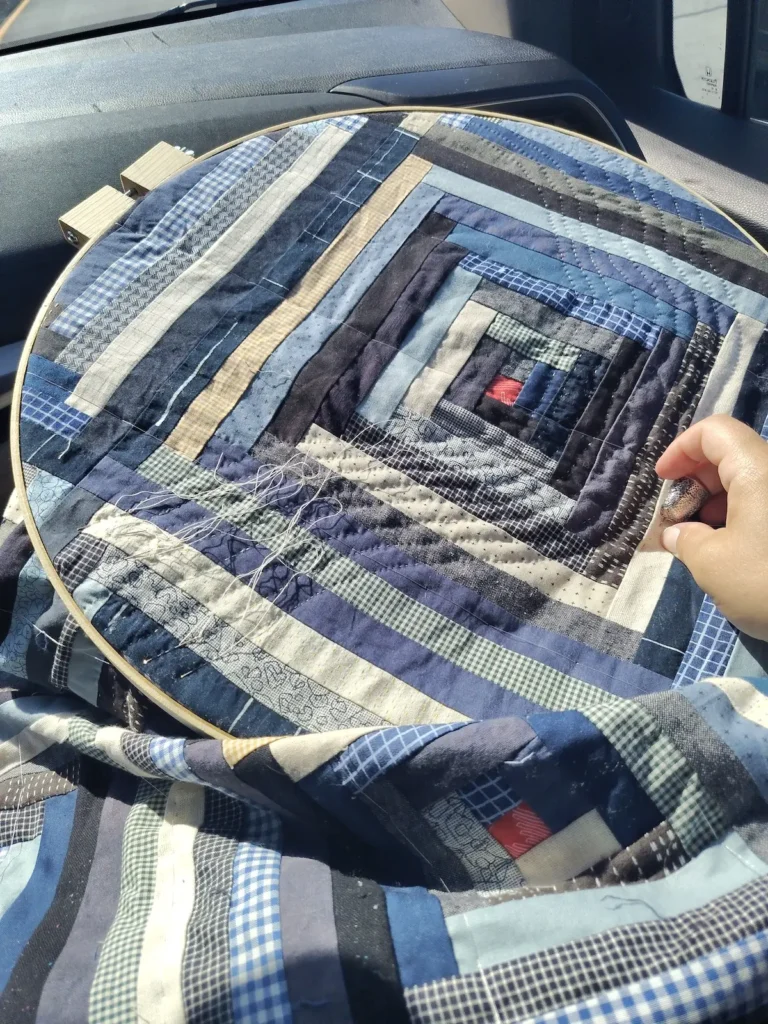 Ashelyn Downs hand quilting