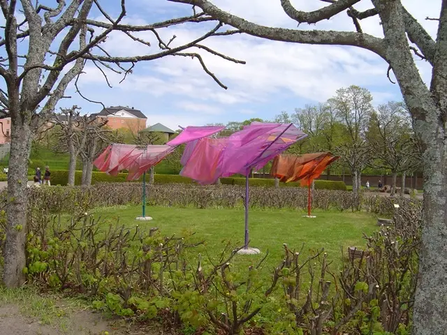 Installation of Organza and Aluminum racks by Katriina Flensburg