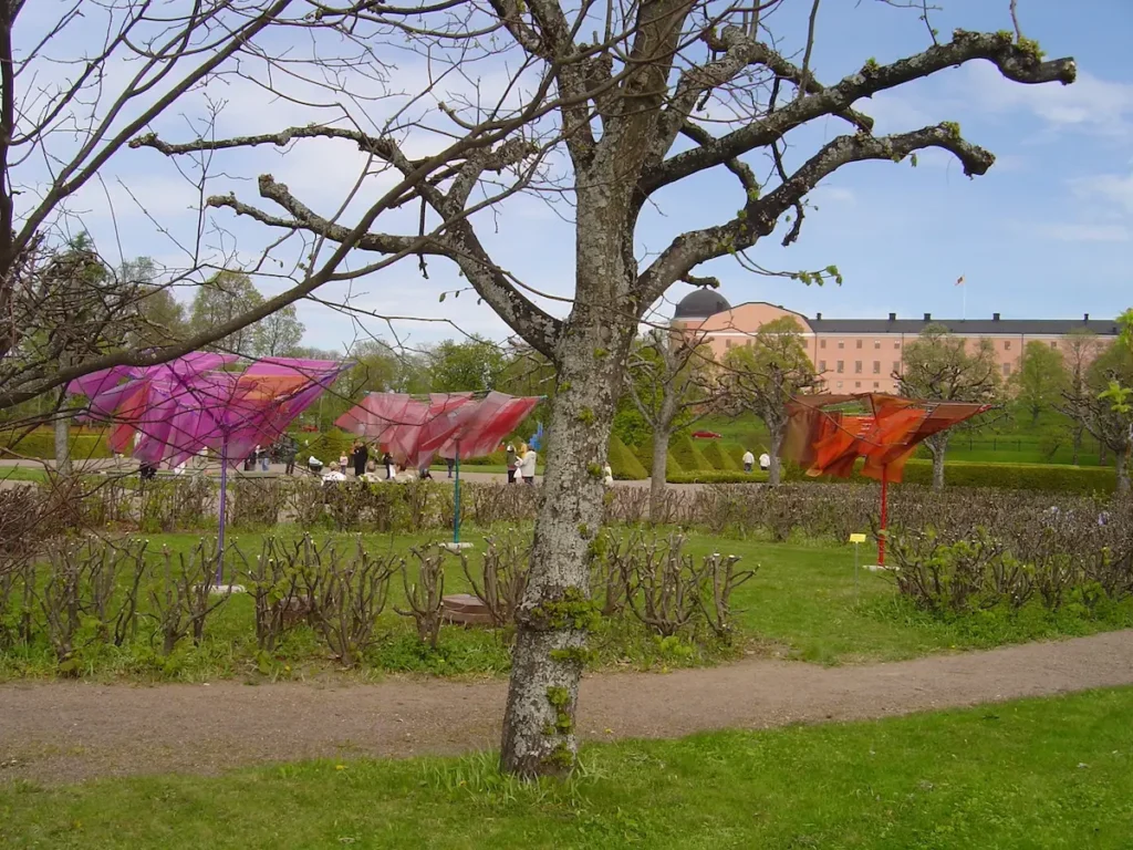 Installation of Organza and Aluminium racks 2 by Katriina Flensburg