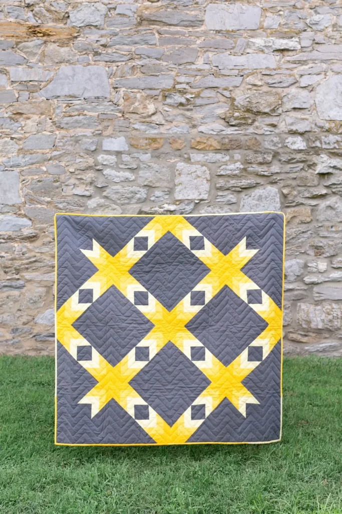 Burst quilt designed by Rachel Rossi