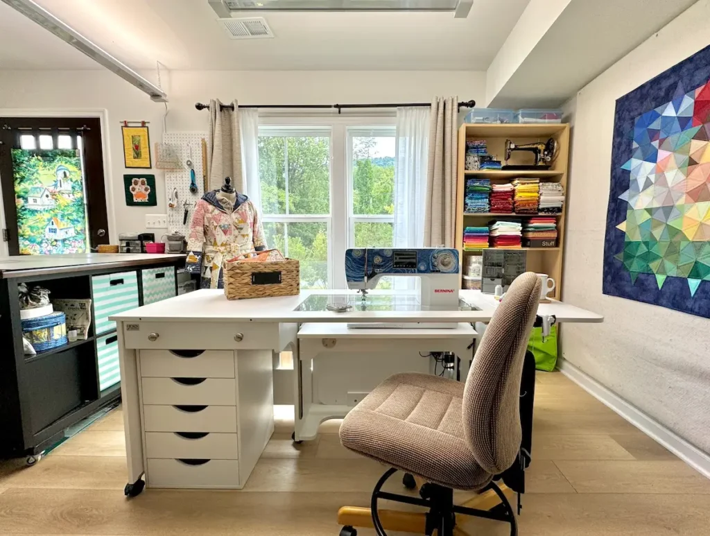 Eva Saunders sewing space