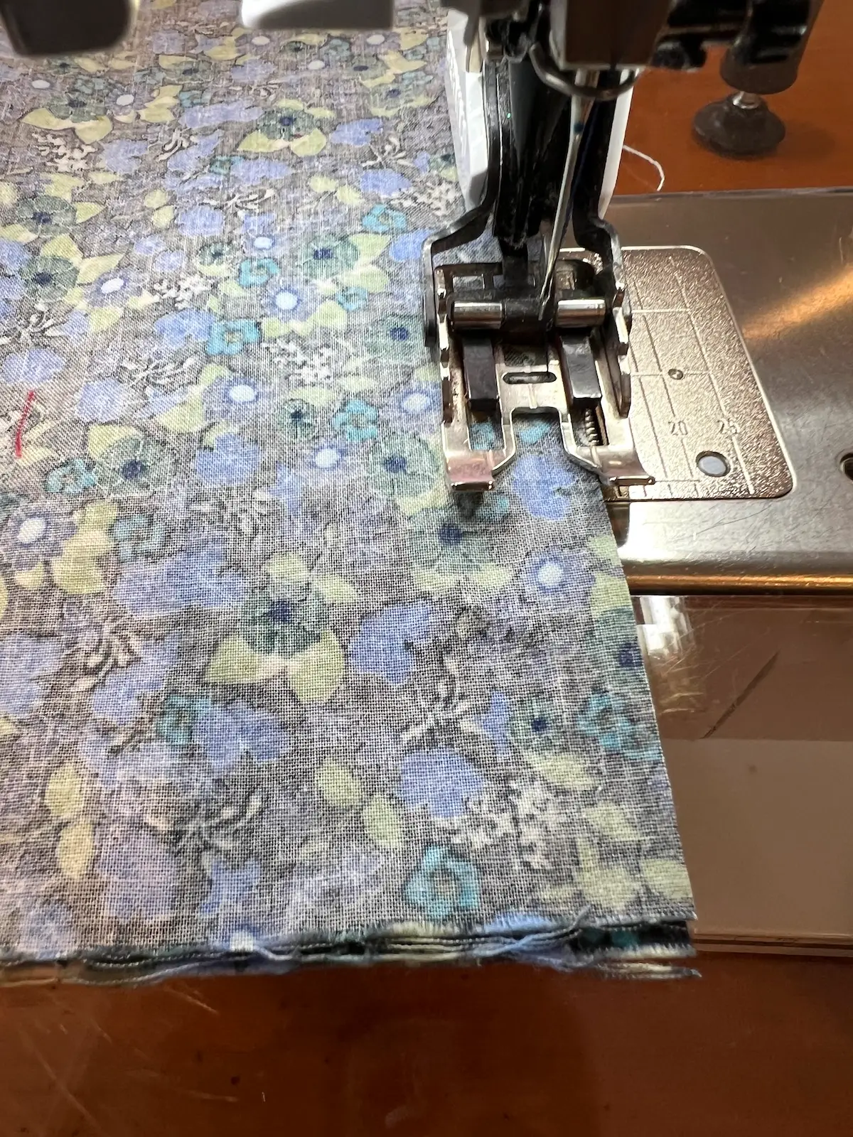 Blue patchwork bag sewing the pocket