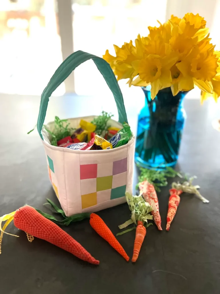 Easter Patchwork basket finished 4