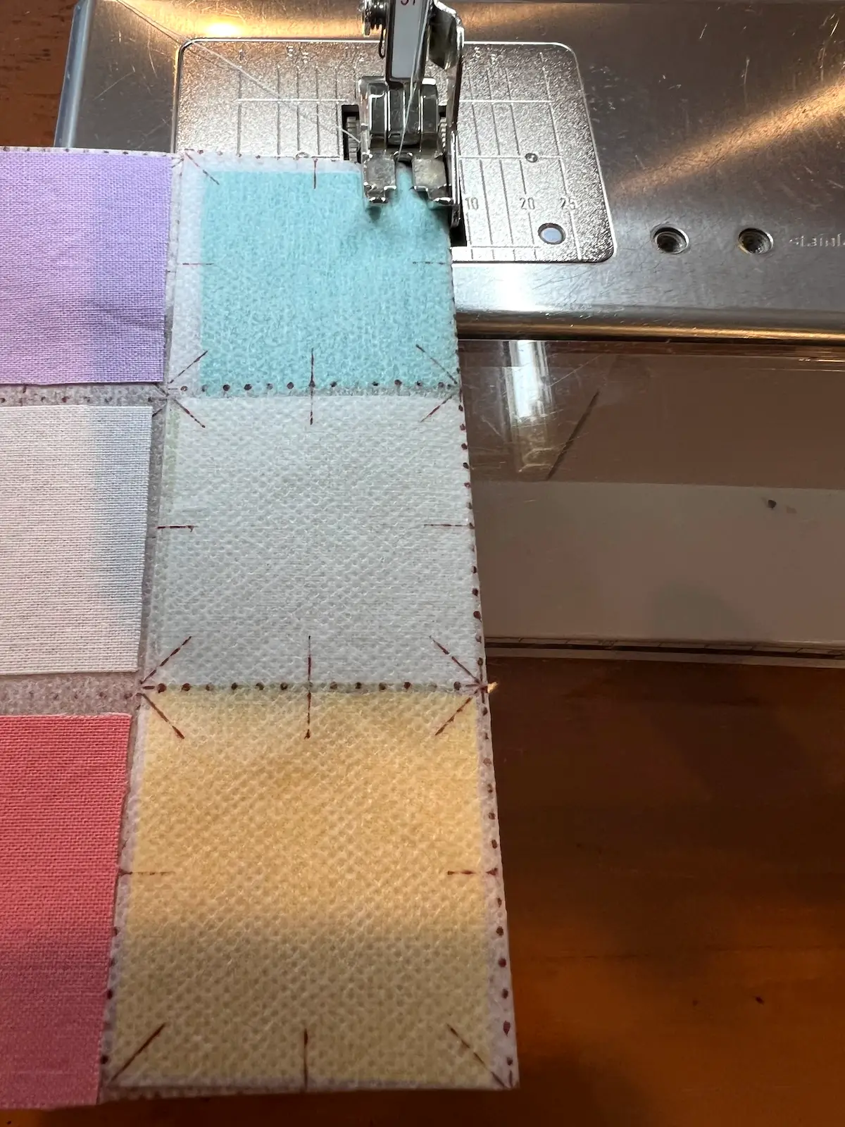 Easter Patchwork basket fold along the dotted line and sew with a quarter inch seam allowance