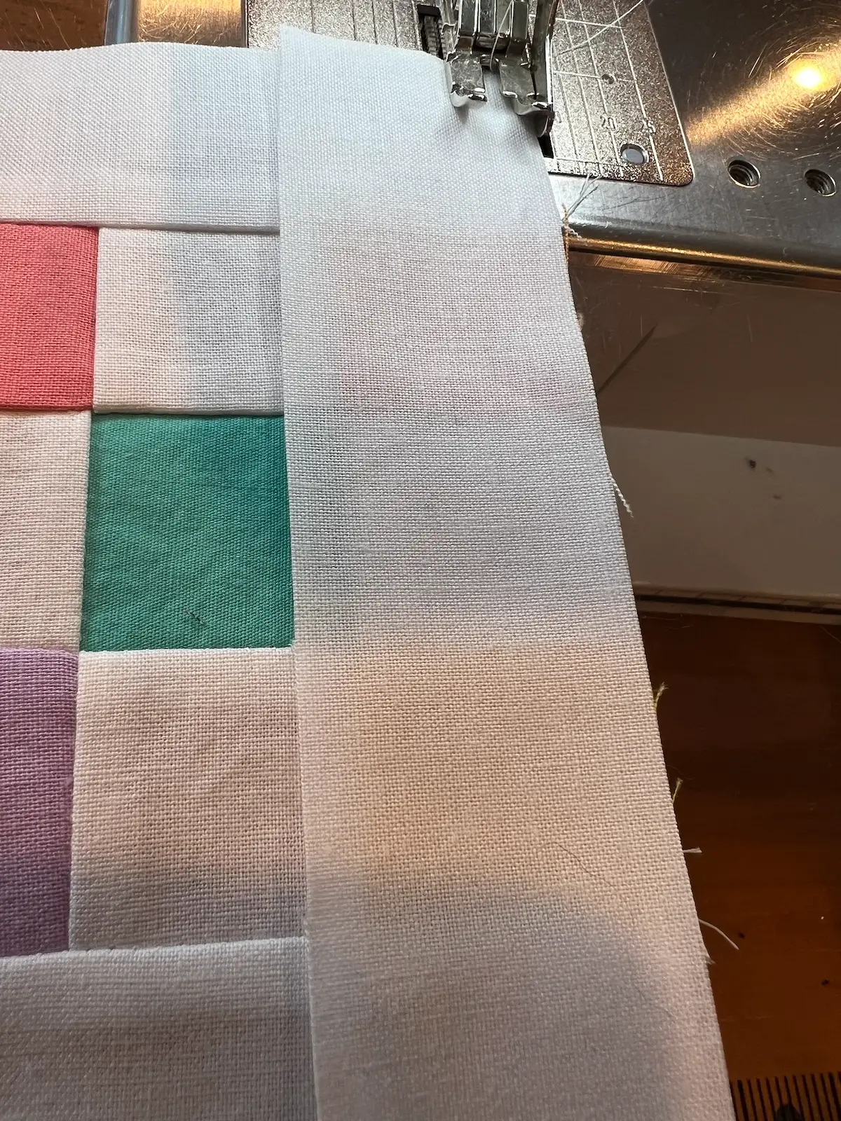 Easter Patchwork basket sewing the second set of borders to the blocks