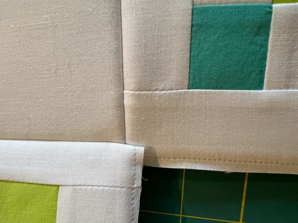 Easter Patchwork basket showing the quarter inch overlap