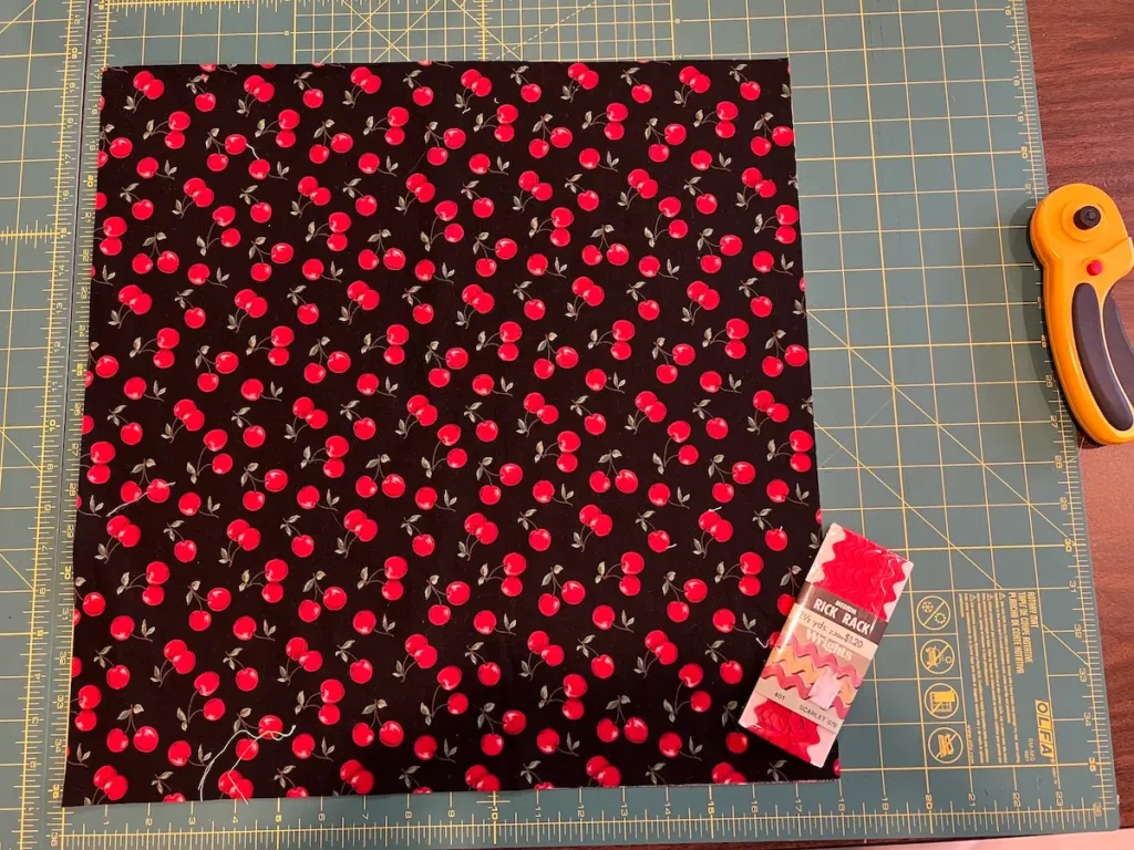 Materials needed for a rick rack edged napkin