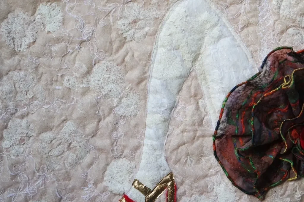 In Fashion Mood fiber art by Tiziana Tateo