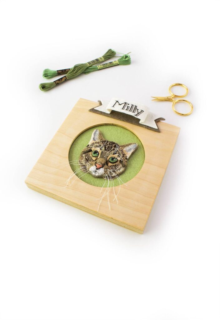 Cat portriat in felt and embroidery by Jenny Bolhofner