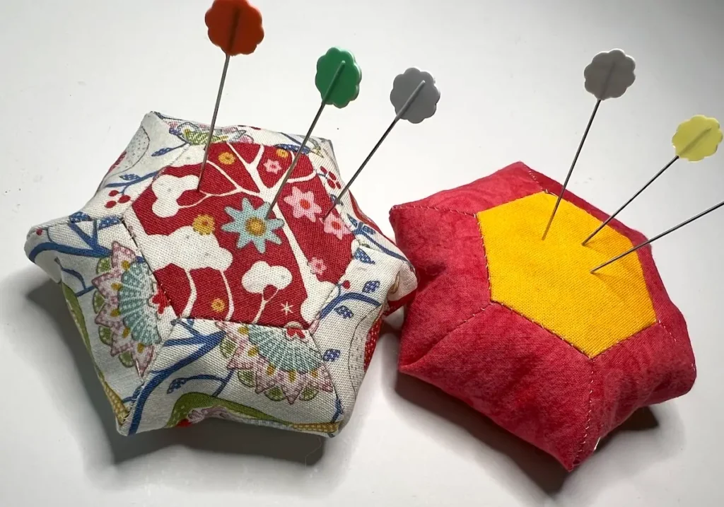 Hexie flower pincushion finished 3