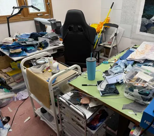 Deborah Csongradi messy studio